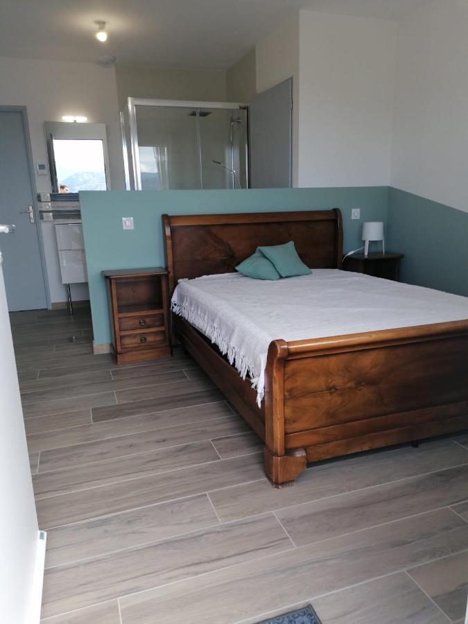 Chambre Vue Lac Av Piscine Prunieres Экстерьер фото
